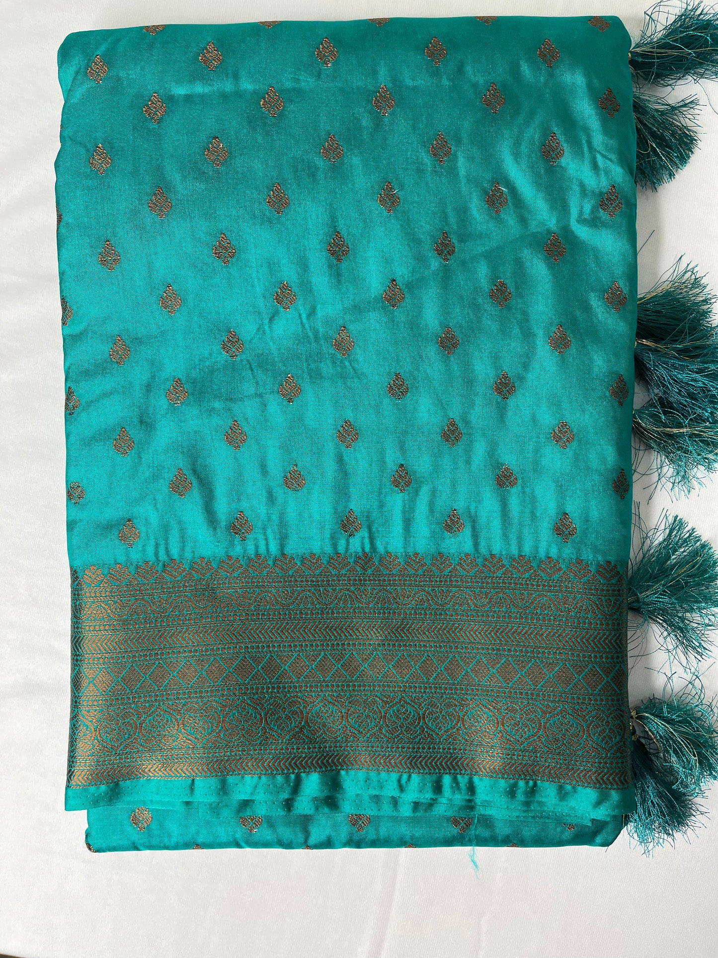 Green with small booti Banarasi Silk saree
