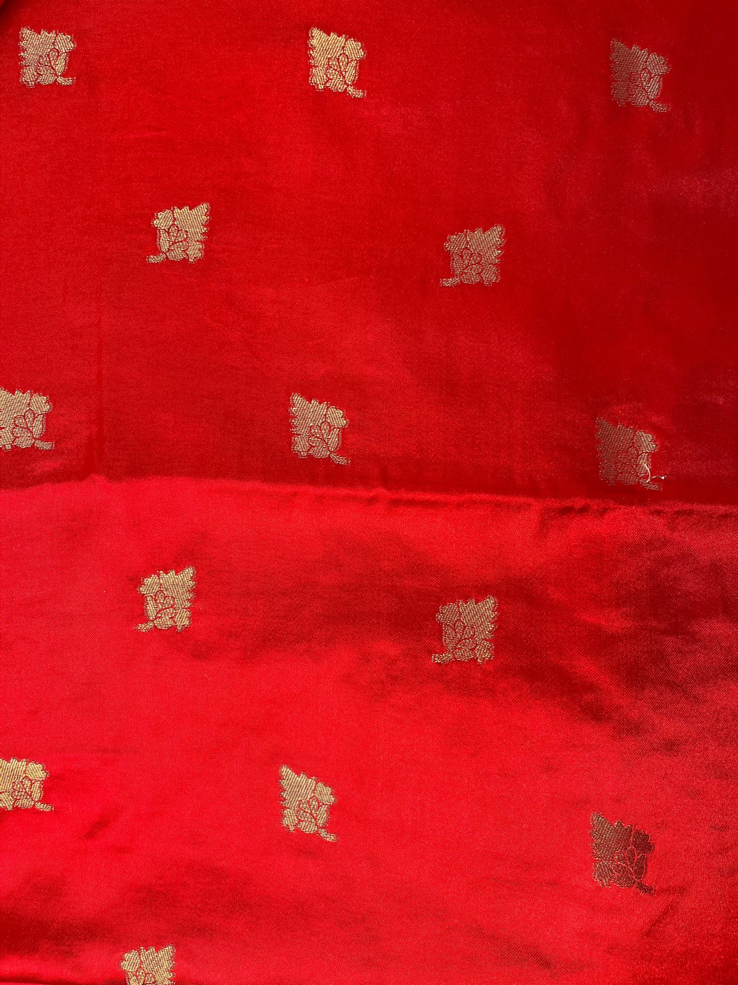 Red vertical Motifs Banarasi Satin Silk Saree