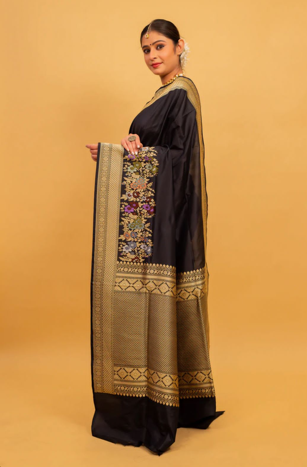 Black Handloom Pure Silk Banarasi Saree