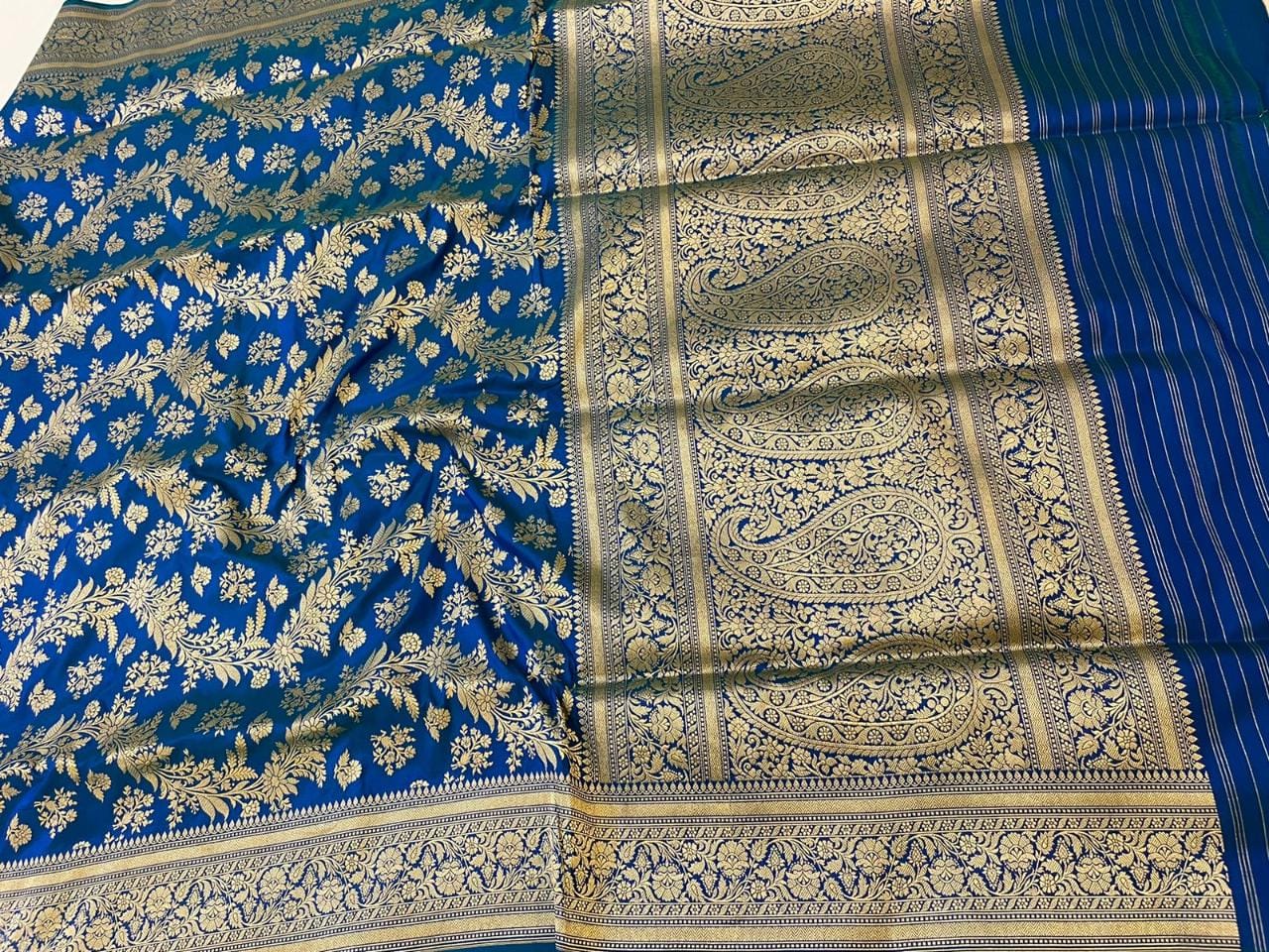 Blue Pure Katan Silk Handloom  With Jaal Banarasi Saree